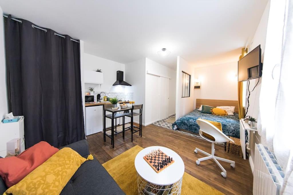 L'Explorateur Du Grecourt Apartment Tours Exterior photo